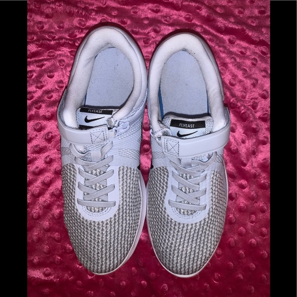 women's nike revolution 4 reviews